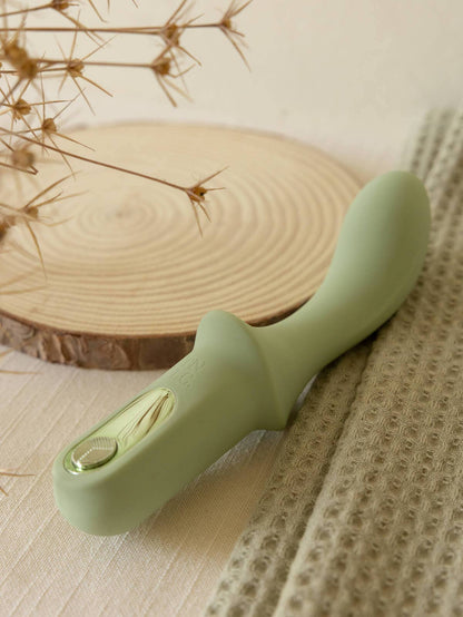 Damson | Compact & Ergonomic Vibrating G-Spot Dildo